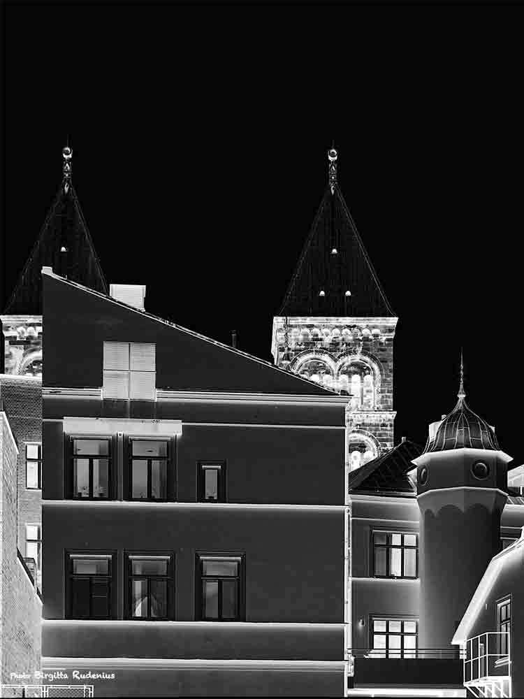 towers_20140604_dark