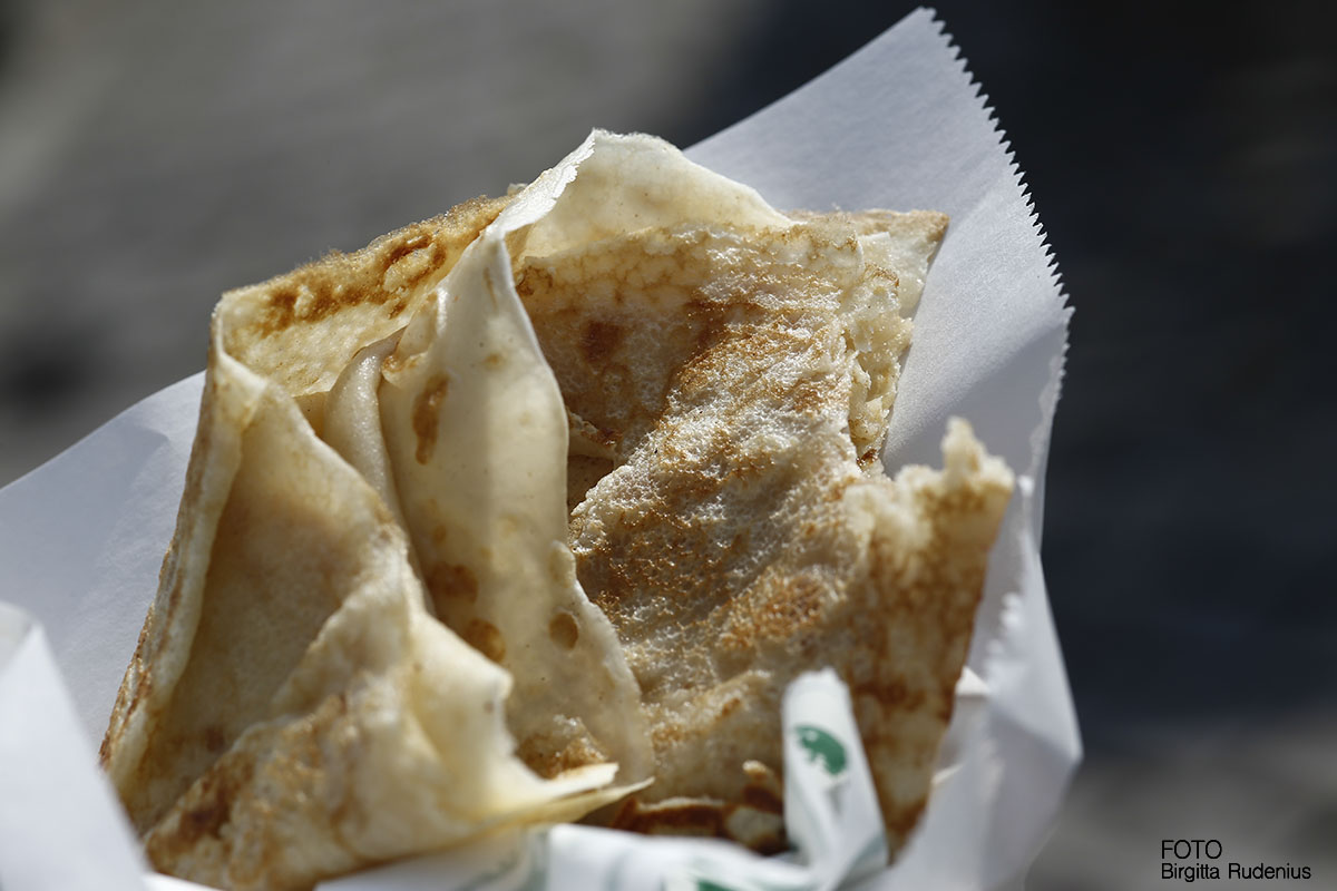 Crêpes in the sun in Lund