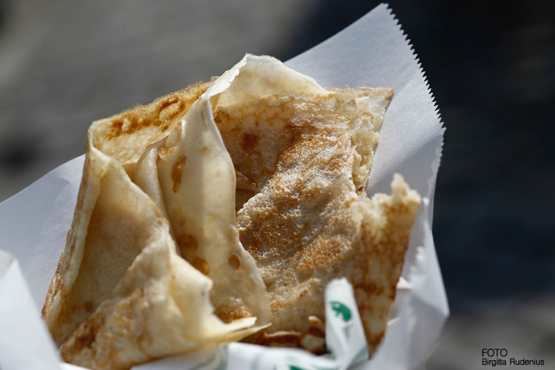 Crêpes in the sun in Lund